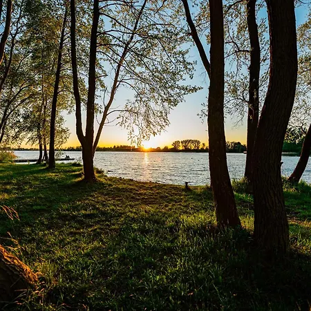 Appartement Na Wodzie - Houseboats Zalesie With Sauna *