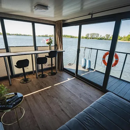 Na Wodzie - Houseboats Zalesie With Sauna Апартаменты *