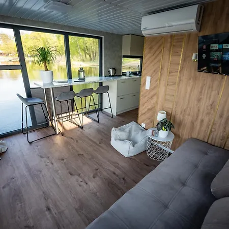 Na Wodzie - Houseboats Zalesie With Sauna Апартаменты *