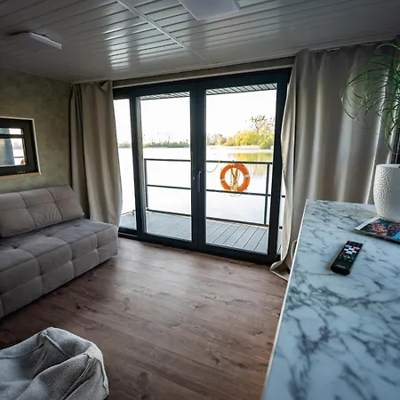 Appartement Na Wodzie - Houseboats Zalesie With Sauna *