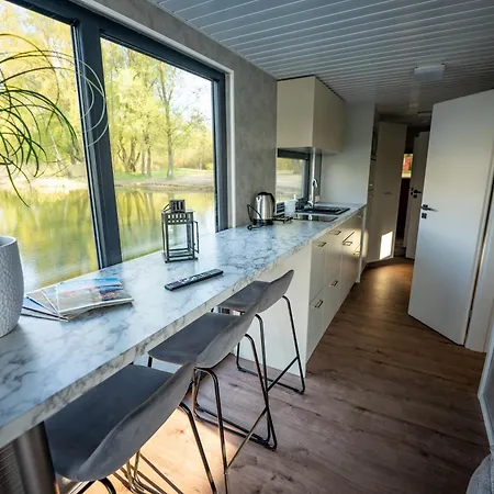 Апартаменты Na Wodzie - Houseboats Zalesie With Sauna