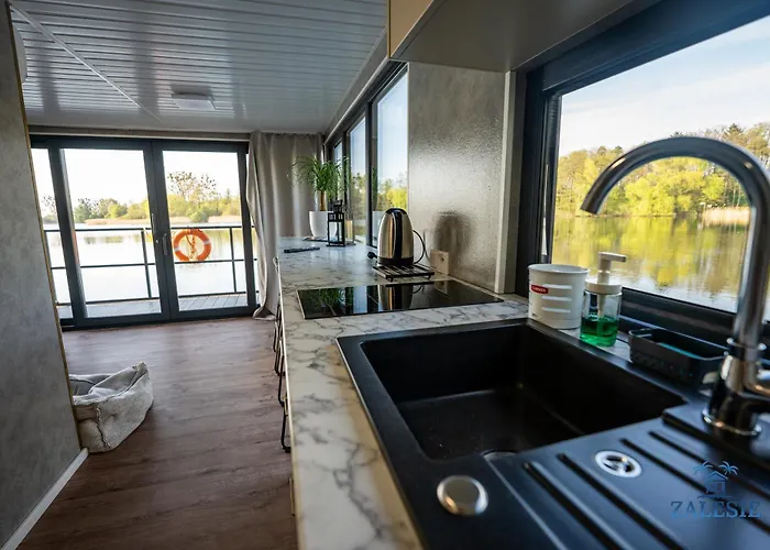 Na Wodzie - Houseboats Zalesie With Sauna